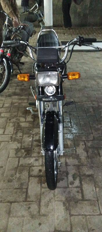 Honda CD 70 2022 model 2