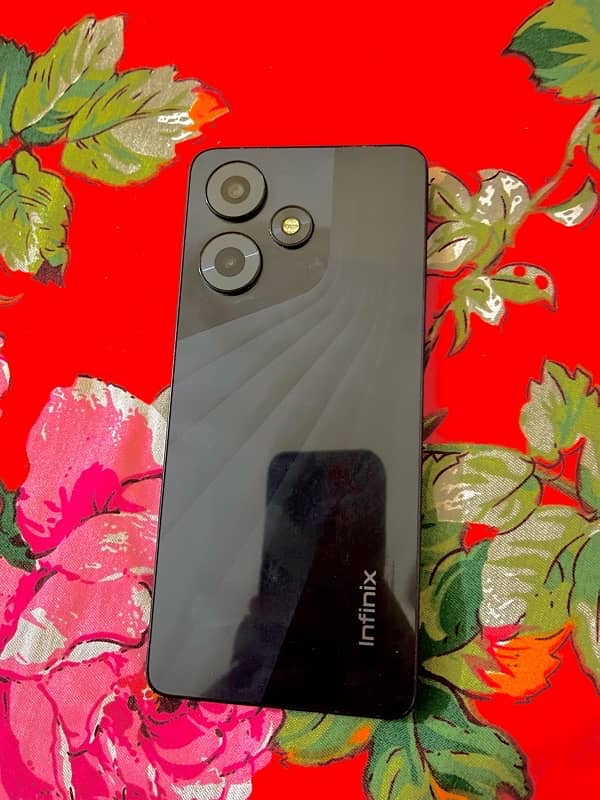 Infinix Hot 30 8/128 2