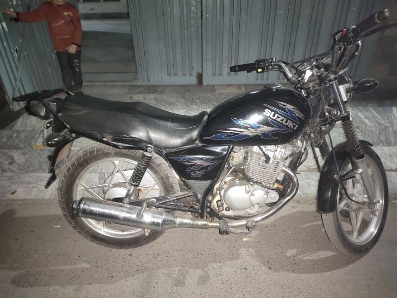 suzuki gs 150 se 8