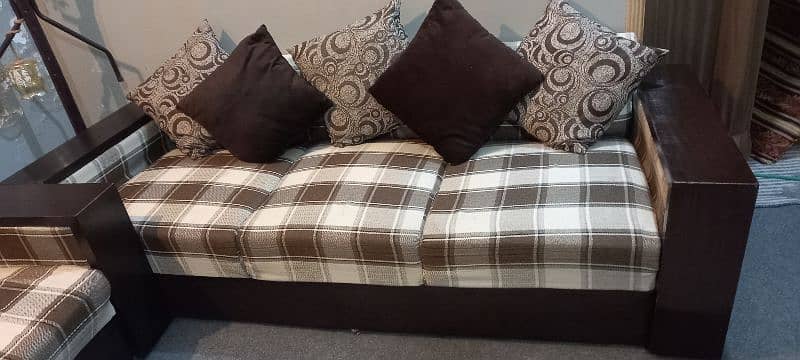 SOFA SET (5-Seater) 0