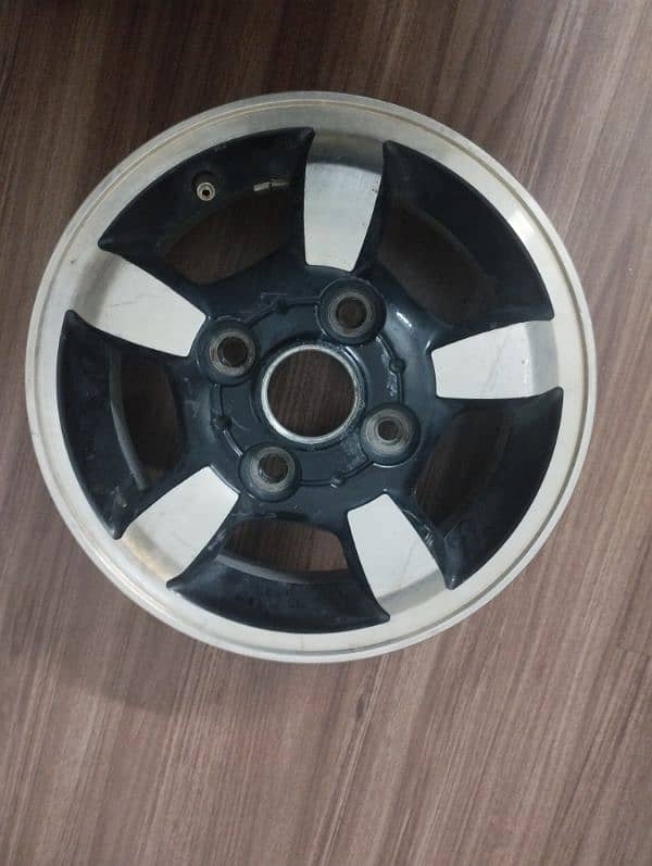 13 inch alloy rims (4) 0