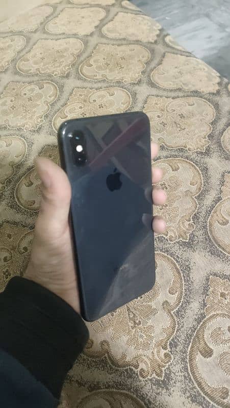 I phone xs max 64 gb non pat jv hai 4