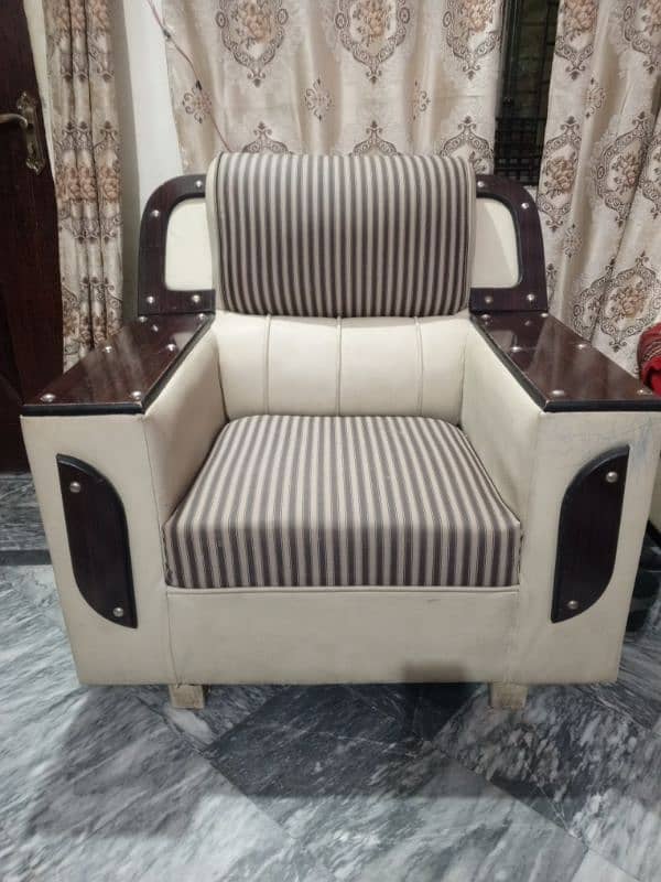 5 seater sofa set in good condition for sale 0