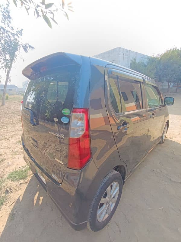 Suzuki Wagon R 2014 4