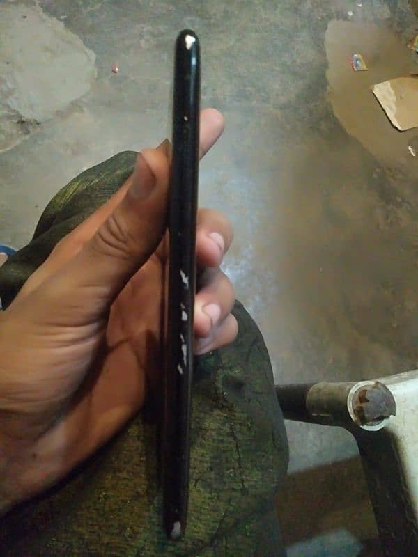 SONY EXPERIA XZ3 OK CONDITION 5