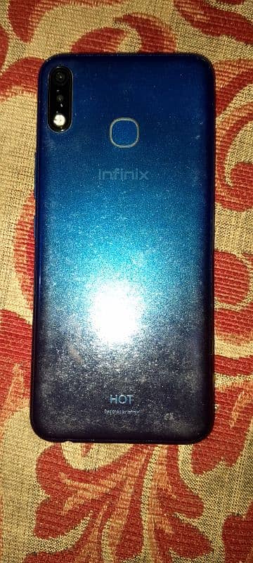 Infinix hot 8 2 32 condition 10 by 8 4