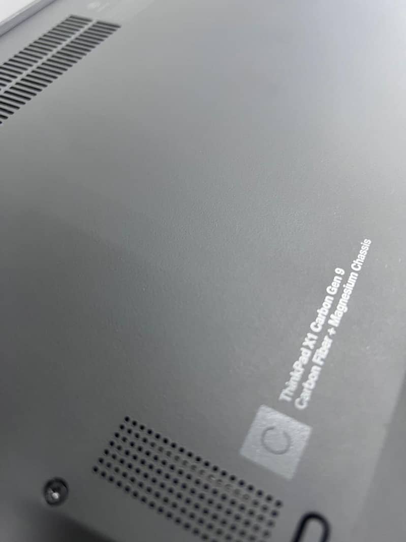 LENOVO X1 CARBON Ci5 11TH GEN 1