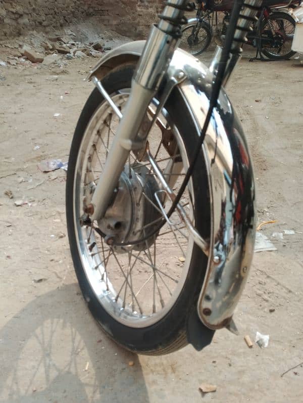 UNITED rickshaw loader 100cc. for sale Hai contact. 03054532181 0