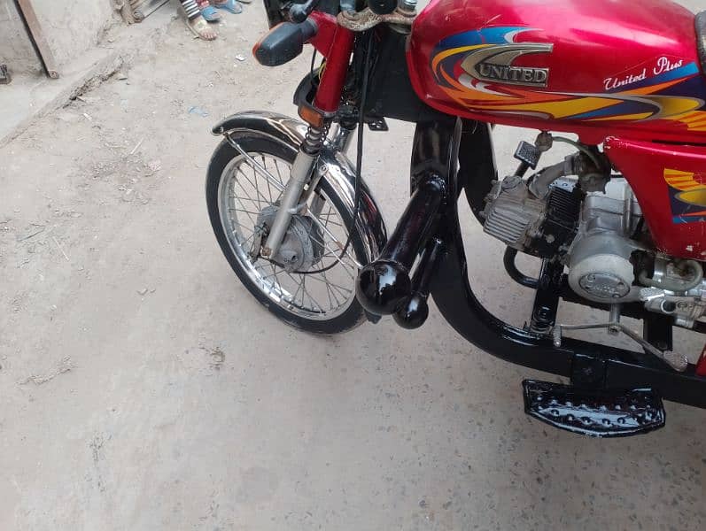 UNITED rickshaw loader 100cc. for sale Hai contact. 03054532181 19