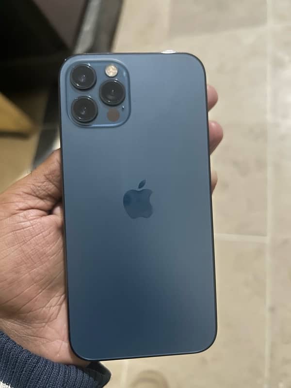 iphone 12pro 256gb watar pack sim pichly 1sal say working ma hai 5