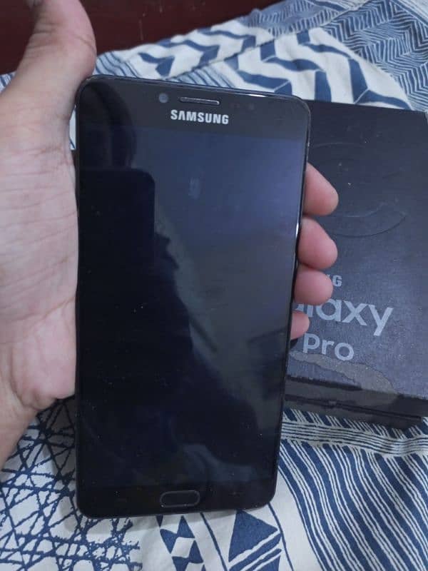 Samsungs galaxy c9 pro (4GB) (64GB) 3