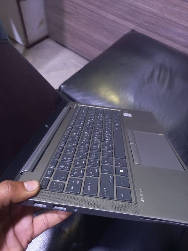 i7 11th hp zbook firefly G8 mobile workstation 7