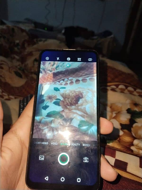 imfinix S5 pro Popup camera. Boht kamal ky camera ha read add 4