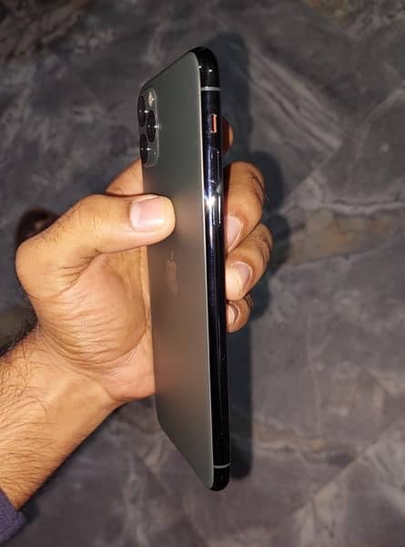 Iphone 11 pro Max Non pta 2