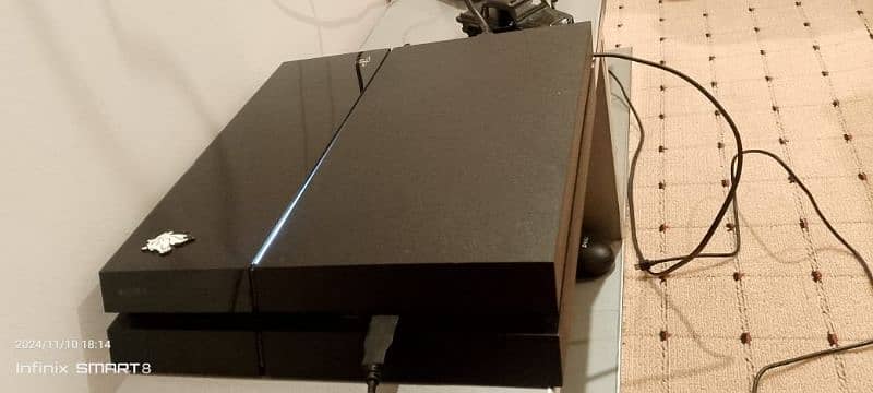 PS4 IN BEST CONDITION 1