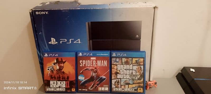 PS4 IN BEST CONDITION 3