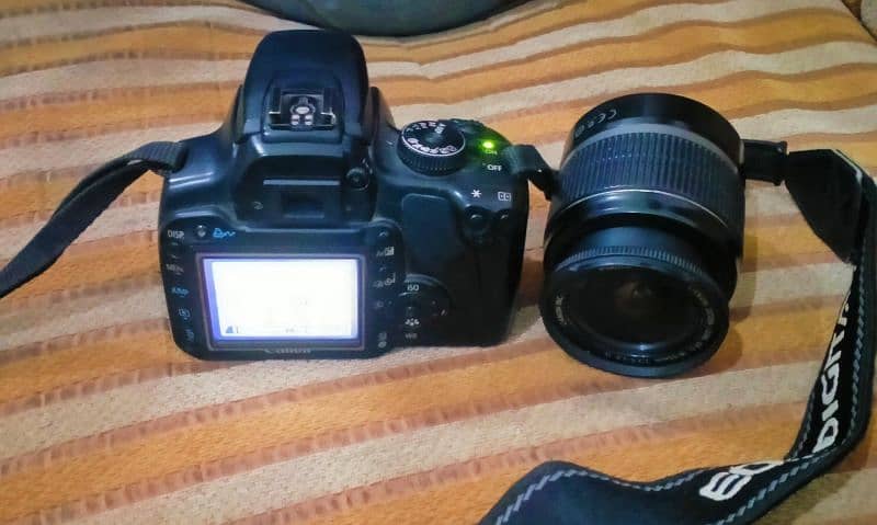 canon. 400D with 18.55 lens 0