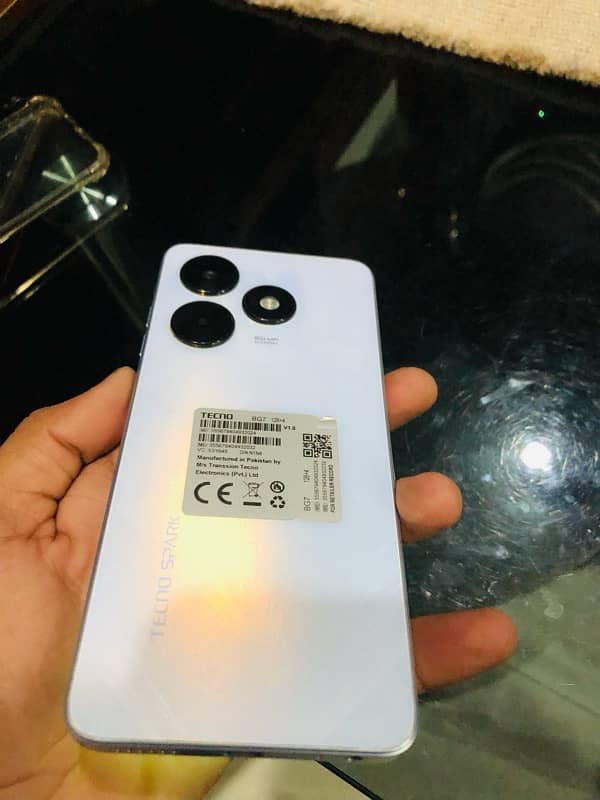 TECNO SPARK 20c 8/128 PTA APPROVED WITH BOX AND CHARGER 1