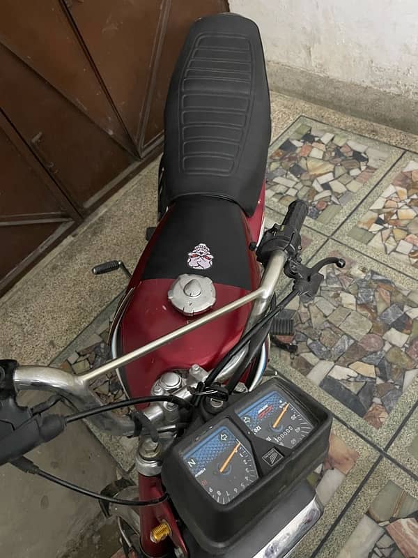 Honda CG 125 Model 2015 4