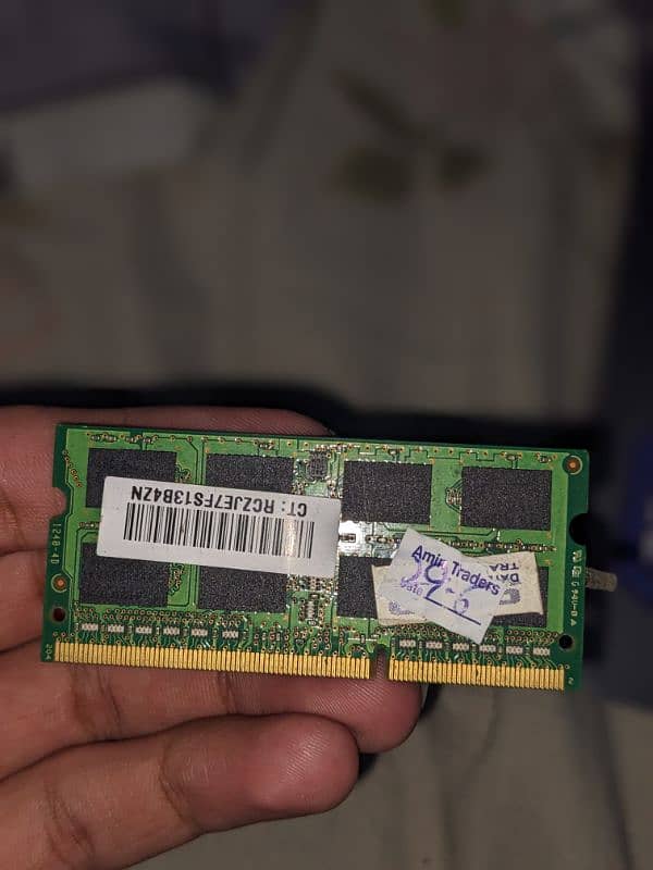 Samsung 4GB Ram 1