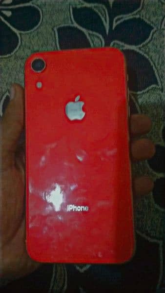 I phone xr pta provide laish condition 10/9,5 battery change 7