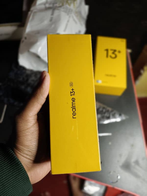 realme 13 plus 12 256 2