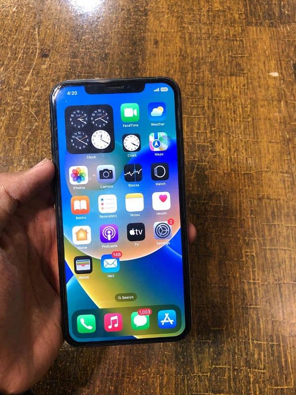 iphone 11 pro max 256gb all original 10/10 with box 2