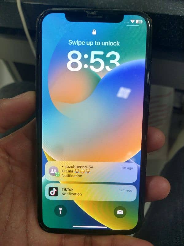 iphone X 64GB. exchange possible with iphone 11 6