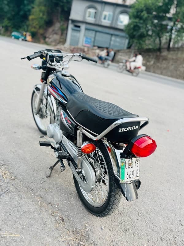 Honda 125 model 2015 3