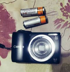 Canon Digital Camera . Neat & Clean Camera