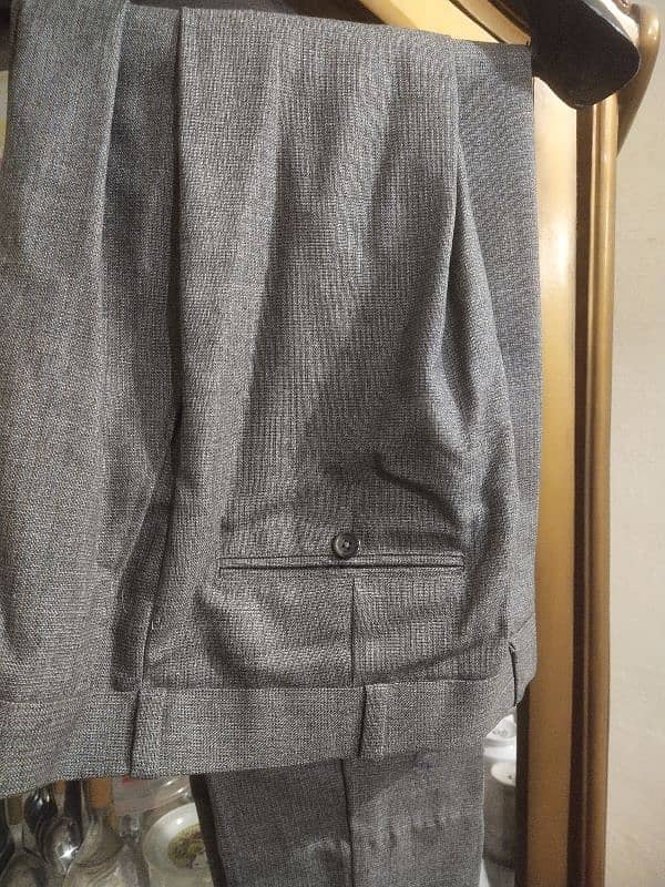 pant coat beautiful only coat 1 time use pant brand new 1