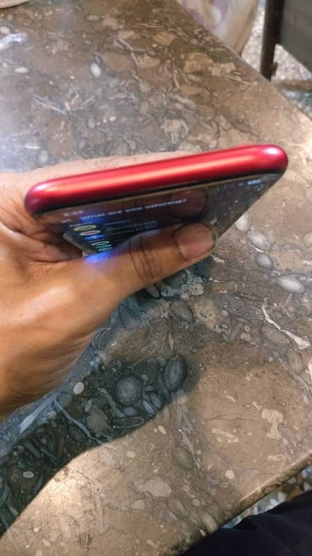 iphone xr red colour jv 03125999027 3