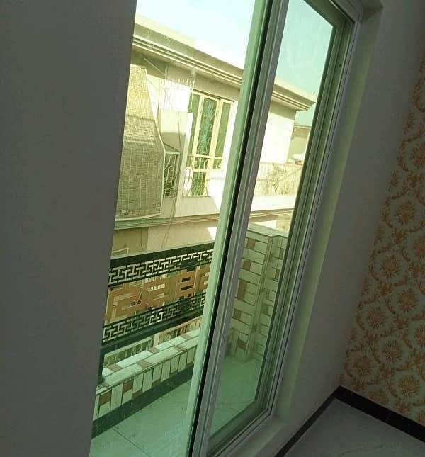 Triple Storey 4 Marla House Available In Multan Road For Sale 12