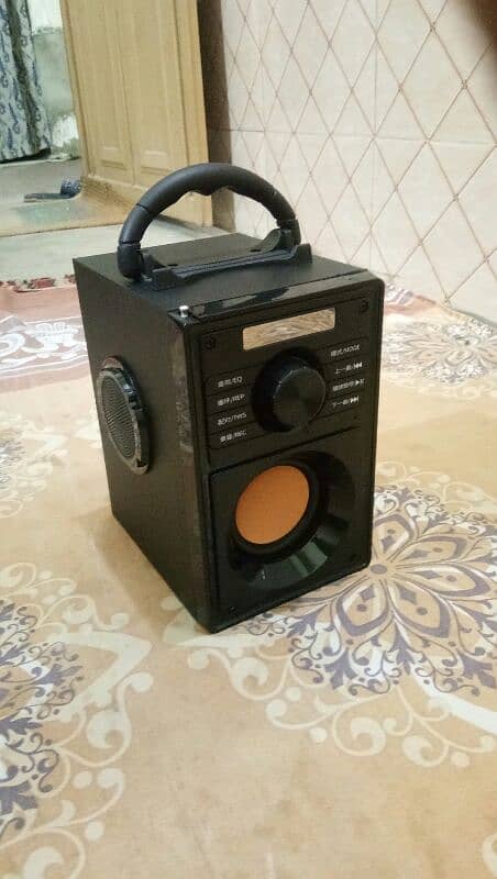 High Base Blutooth Rechargable Speaker, Latest Model 4