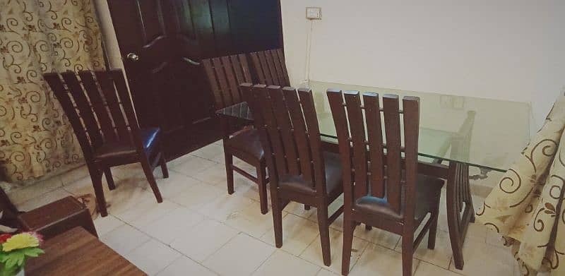 6 seater solid wood 1