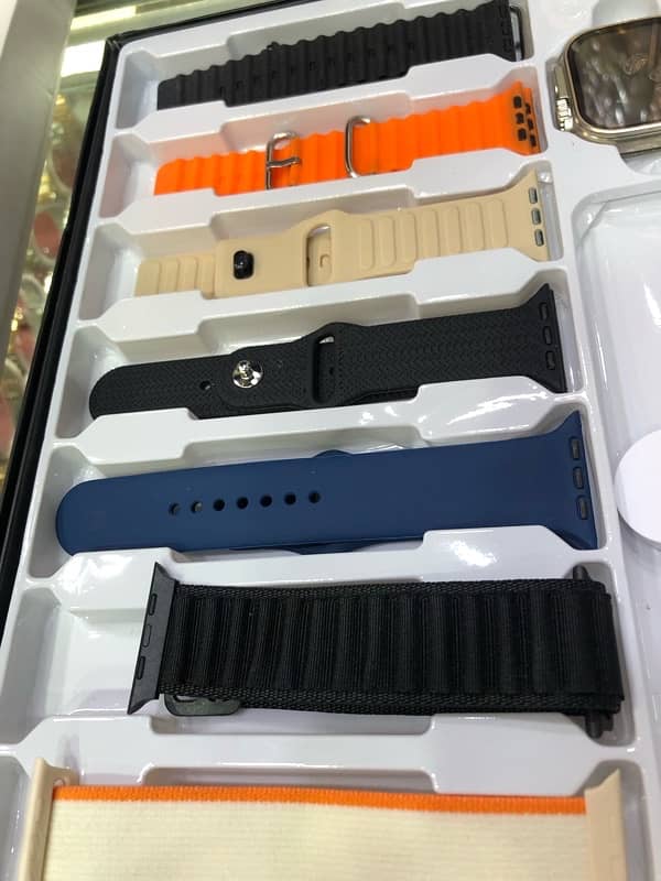 Smartwatch With All Features and Different 7 Straps 1