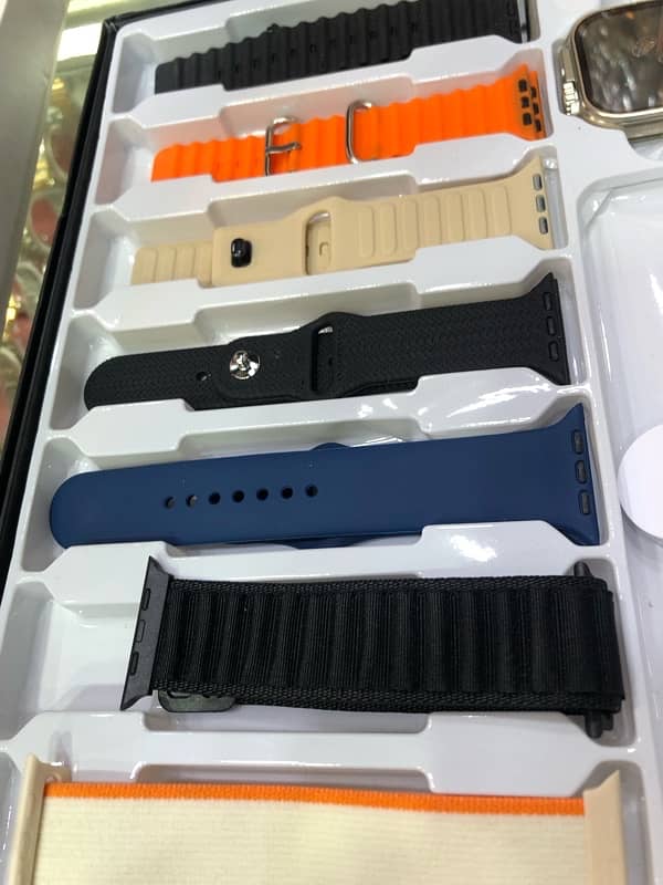 Smartwatch With All Features and Different 7 Straps 2