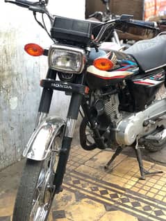 urgent sale honda CG 125