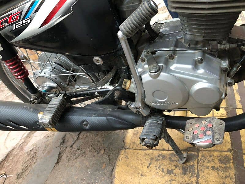 urgent sale honda CG 125 6