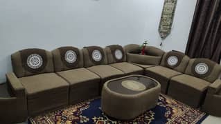 6 seater sofa with center table