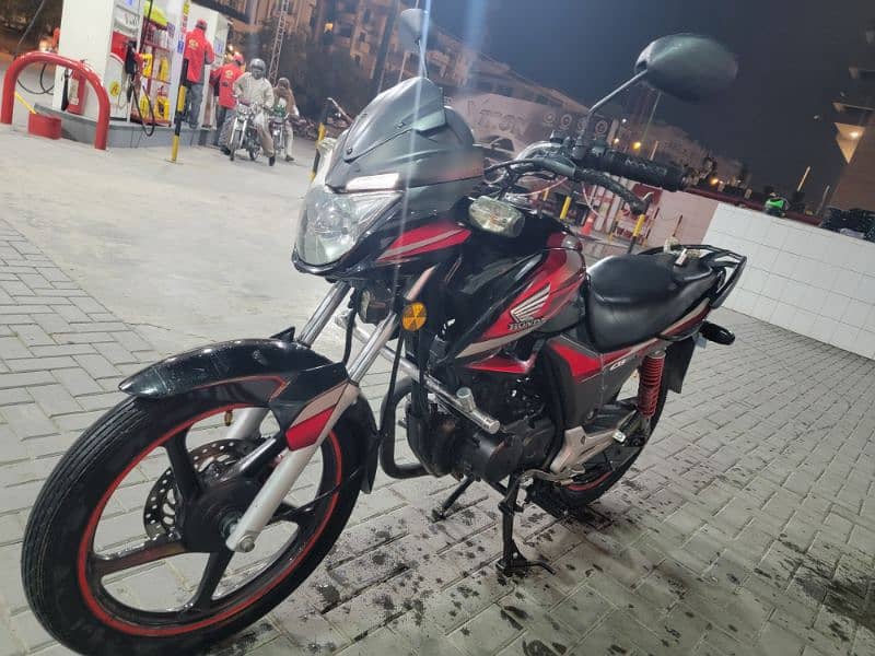 Honda Cb 150 F 2018 golden number URGENT SELL 10/9 CONDITION 4