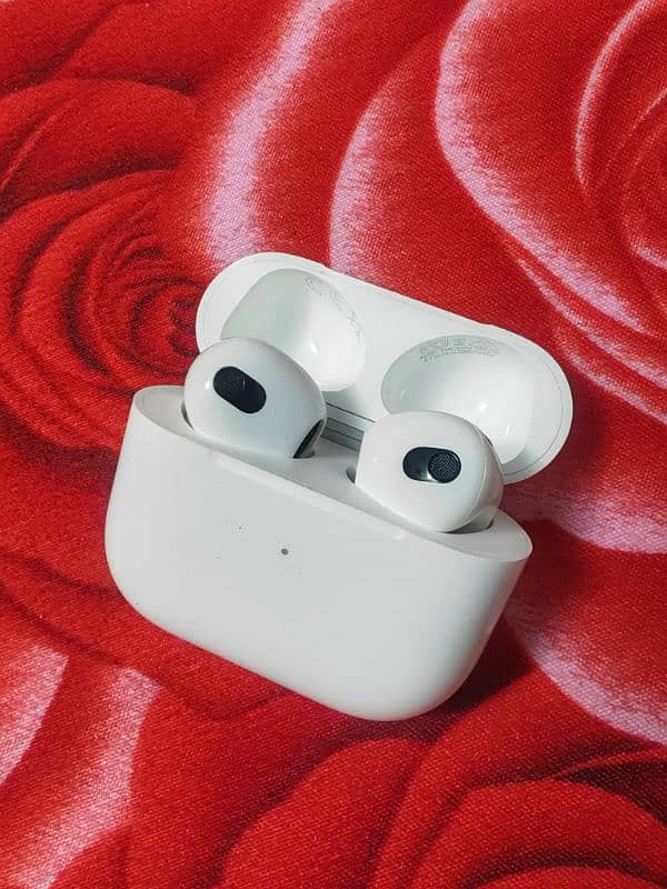 Apple Airpods 3 (A2564 - A2565) 3