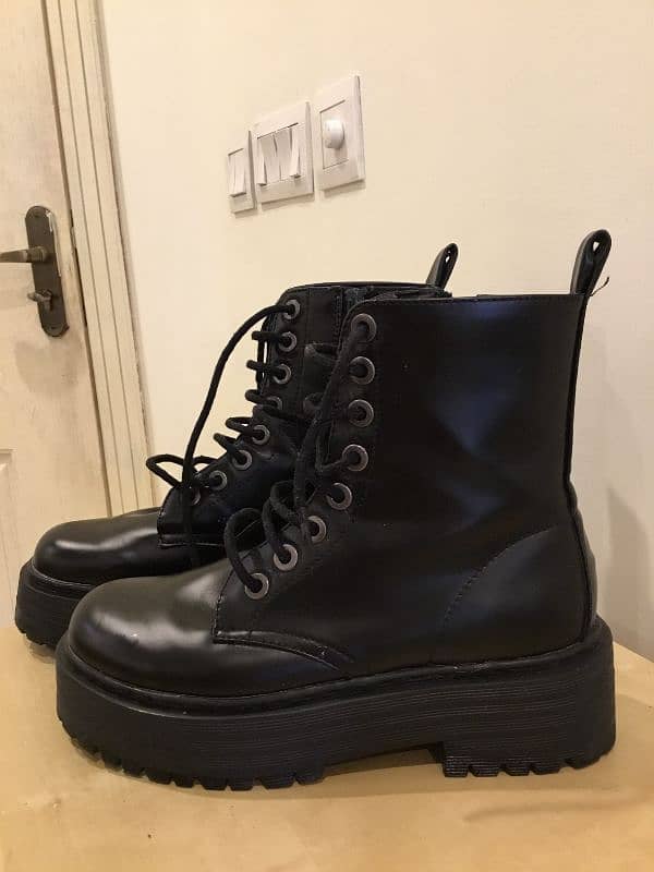 Black Boots Primark dupe doc martens 0