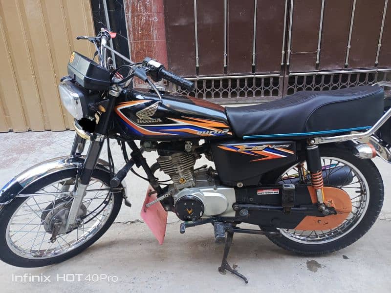 Honda 125 Model (2018) Black 5