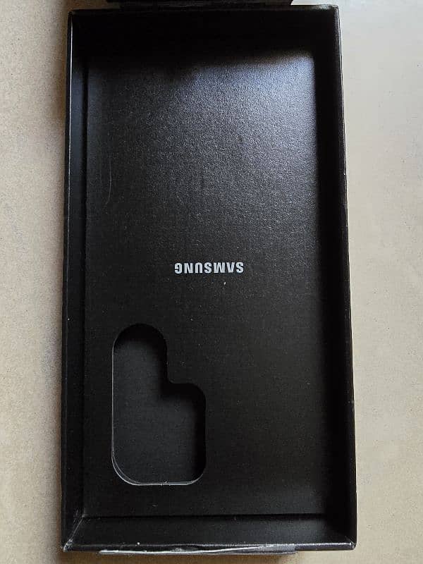 Samsung S 24 Ultra | 256 GB | PTA 3