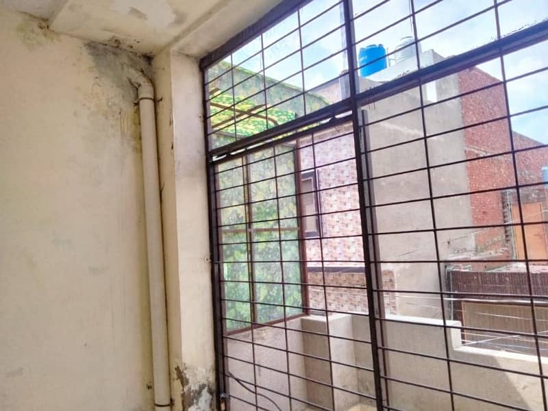 2 Marla Spacious House Available In Sheraz Town For Sale 2