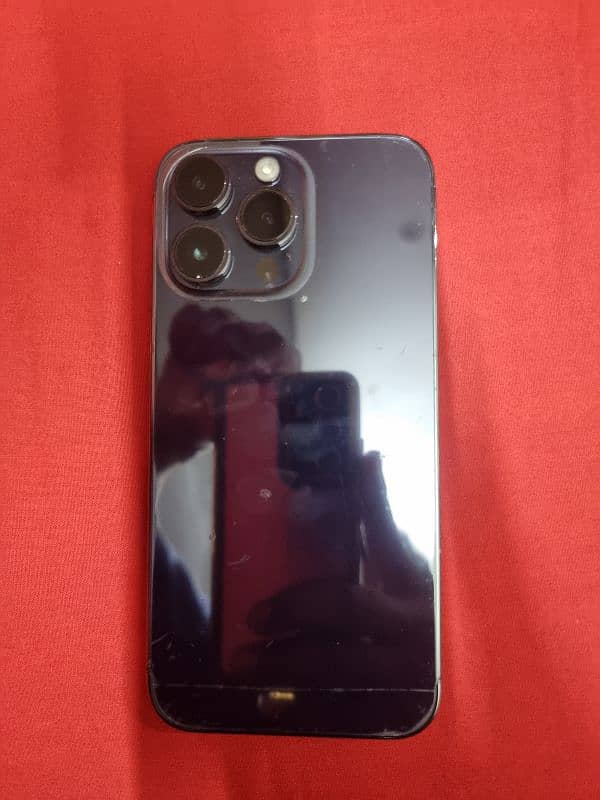 Selling Iphone 14 Pro Max 2