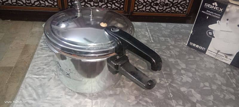 brand new sonex cooker unused for sale 3