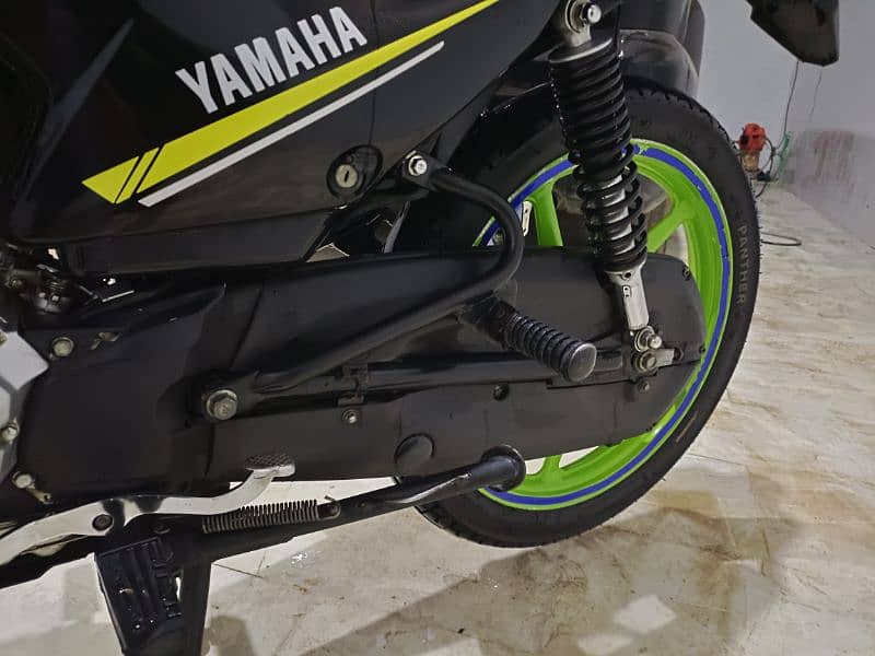 Yamaha ybr G 10