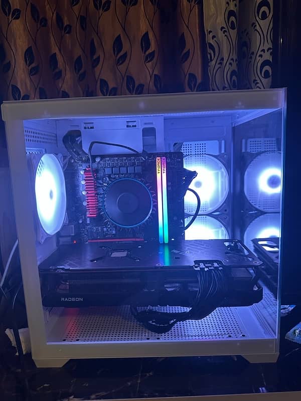 i5 13400k/ AMD RX 6800 XT 16 GBVRAM 1